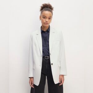 NWOT Everlane The Oversized Blazer in Buttersmooth